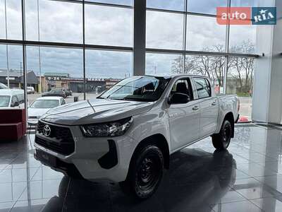 Toyota Hilux 2025 Base