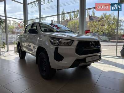 Toyota Hilux 2025 Business