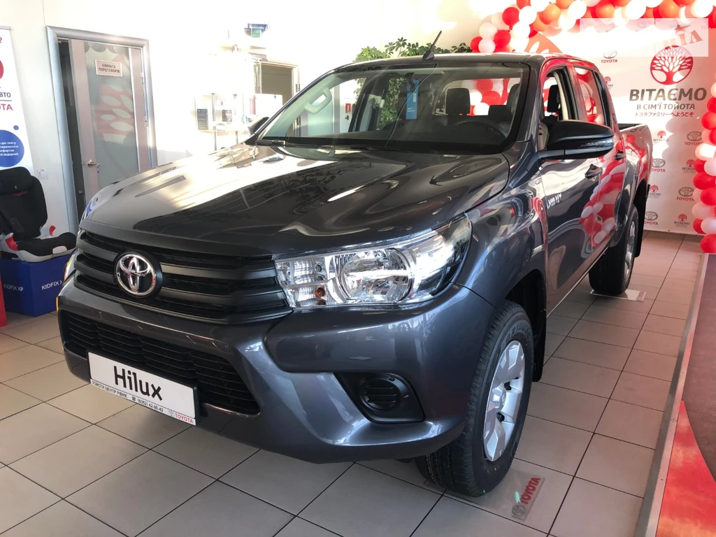 Toyota Hilux Business