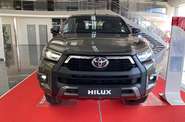 Toyota Hilux Legend