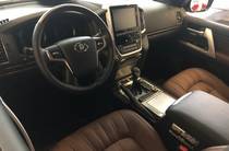 Toyota Land Cruiser 200 Executive Lounge