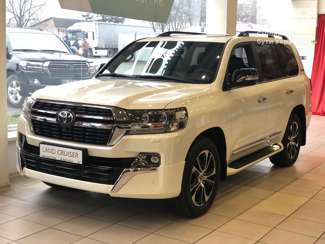 Toyota Land Cruiser 200 Executive Lounge