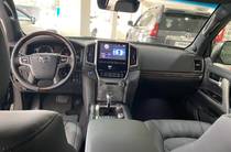 Toyota Land Cruiser 200 Executive Lounge