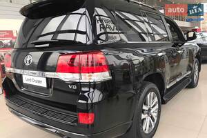 Toyota Land Cruiser 2019 року