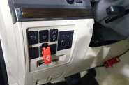 Toyota Land Cruiser 200 Base