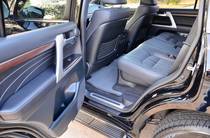 Toyota Land Cruiser 200 Executive Lounge