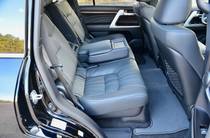 Toyota Land Cruiser 200 Executive Lounge