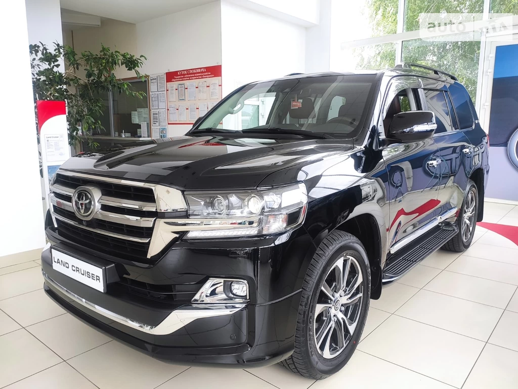 Toyota Land Cruiser 200 Executive Lounge