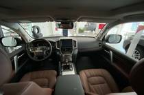 Toyota Land Cruiser 200 Executive Lounge