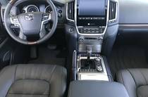 Toyota Land Cruiser 200 Executive Lounge