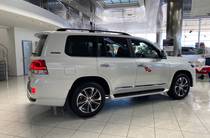 Toyota Land Cruiser 200 Executive Lounge