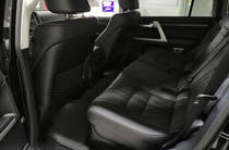 Toyota Land Cruiser 200 Executive Lounge