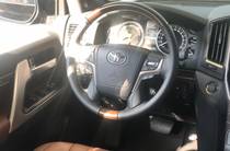 Toyota Land Cruiser 200 Executive Lounge