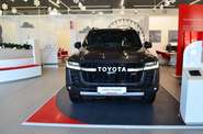 Toyota Land Cruiser 300 GR Sport