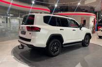 Toyota Land Cruiser 300 GR Sport