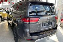 Toyota Land Cruiser 300 GR Sport