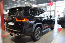 Toyota Land Cruiser 300 GR Sport