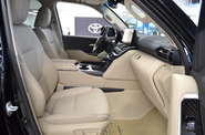 Toyota Land Cruiser 300 Premium