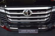 Toyota Land Cruiser 300 Premium