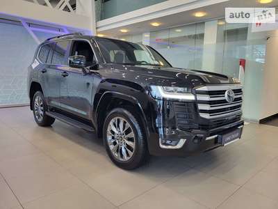 Toyota Land Cruiser 300 Premium 3.3D AT (299 к.с.) AWD 2023