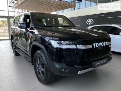 Toyota Land Cruiser 300 GR Sport 3.3D AT (299 к.с.) AWD 2023