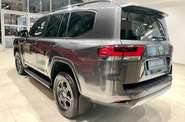 Toyota Land Cruiser 300 GR Sport