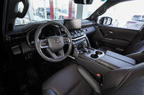 Toyota Land Cruiser 300 Premium