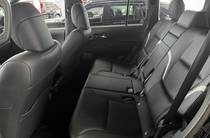 Toyota Land Cruiser 300 GR Sport