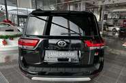 Toyota Land Cruiser 300 GR Sport