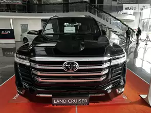 Toyota Land Cruiser 300