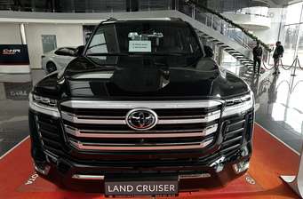 Toyota Land Cruiser 300 2023 в Киев