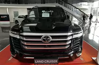 Toyota Land Cruiser 300