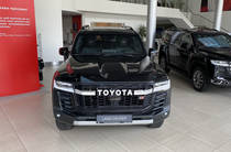 Toyota Land Cruiser 300 GR Sport