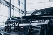 Toyota Land Cruiser 300 GR Sport