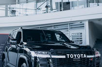 Toyota Land Cruiser 300 GR Sport