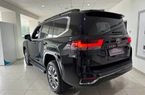 Toyota Land Cruiser 300 Premium