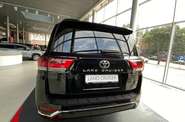 Toyota Land Cruiser 300 Premium