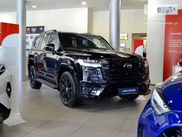 Toyota Land Cruiser 300 Premium
