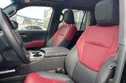 Toyota Land Cruiser 300 Premium