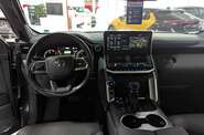 Toyota Land Cruiser 300 Premium