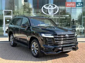 Toyota Land Cruiser 300