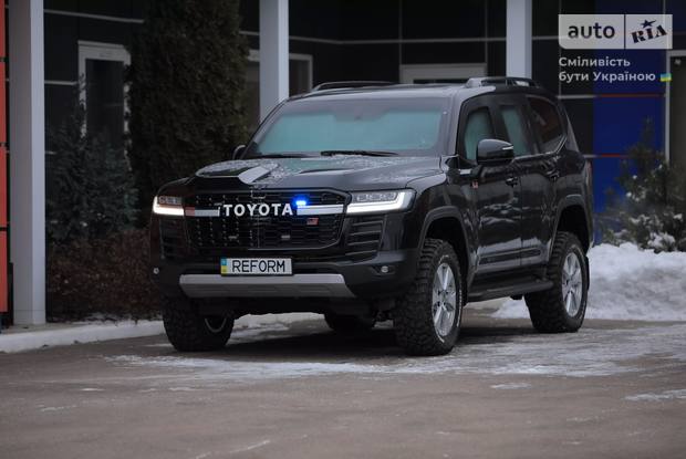 Новый Toyota Land Cruiser 300 3.3D AT (299 к.с.) AWD GR Sport 2025 автосалона ТОВ РЕФОРМ - фото 1