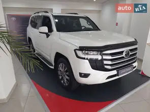 Toyota Land Cruiser 300