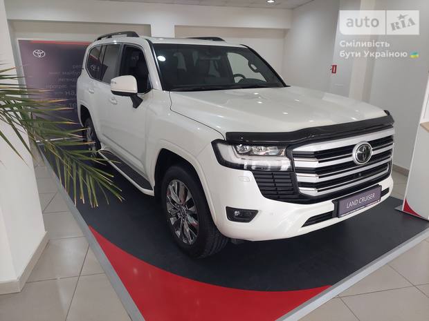 Toyota Land Cruiser 300 2025