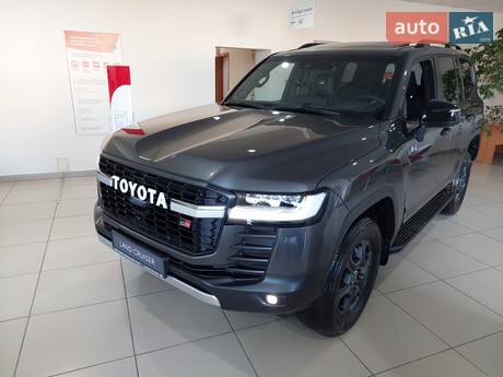 Toyota Land Cruiser 300 2025