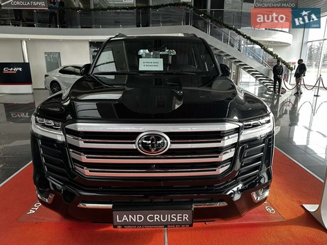 Toyota Land Cruiser 300 2025