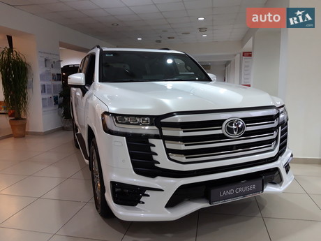 Toyota Land Cruiser 300 2025