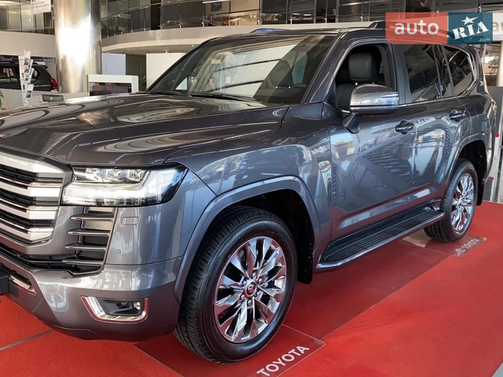 Toyota Land Cruiser 300 Premium