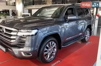 Toyota Land Cruiser 300