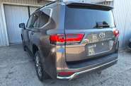 Toyota Land Cruiser 300 Premium